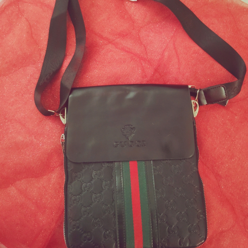 Gucci Black and Red Messenger Bag with Adjustable Strap